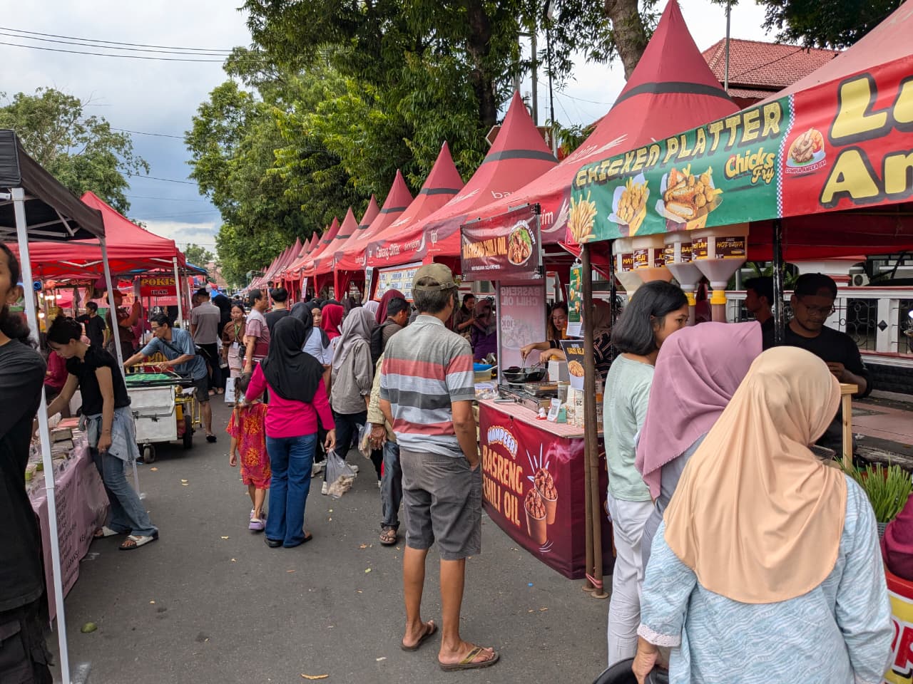 Hari Pertama Bazar Takjil Ramadhan Ramai, Disperindag Pastikan Produk Yang Dijual Aman dan Terjangkau